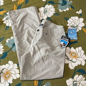 Kühl Light Gray Pants - size 10 SHORT
